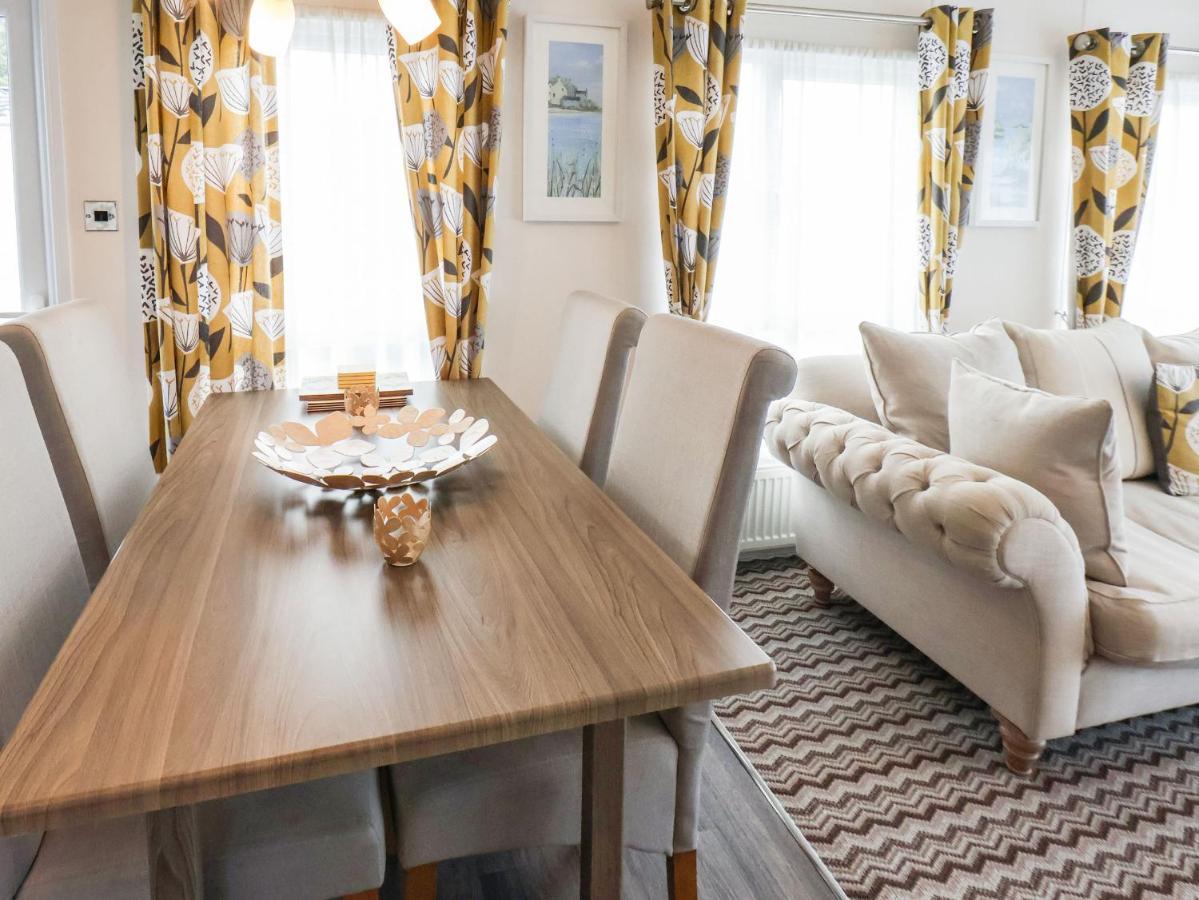 The Rodley Pines Villa Scarborough Eksteriør billede
