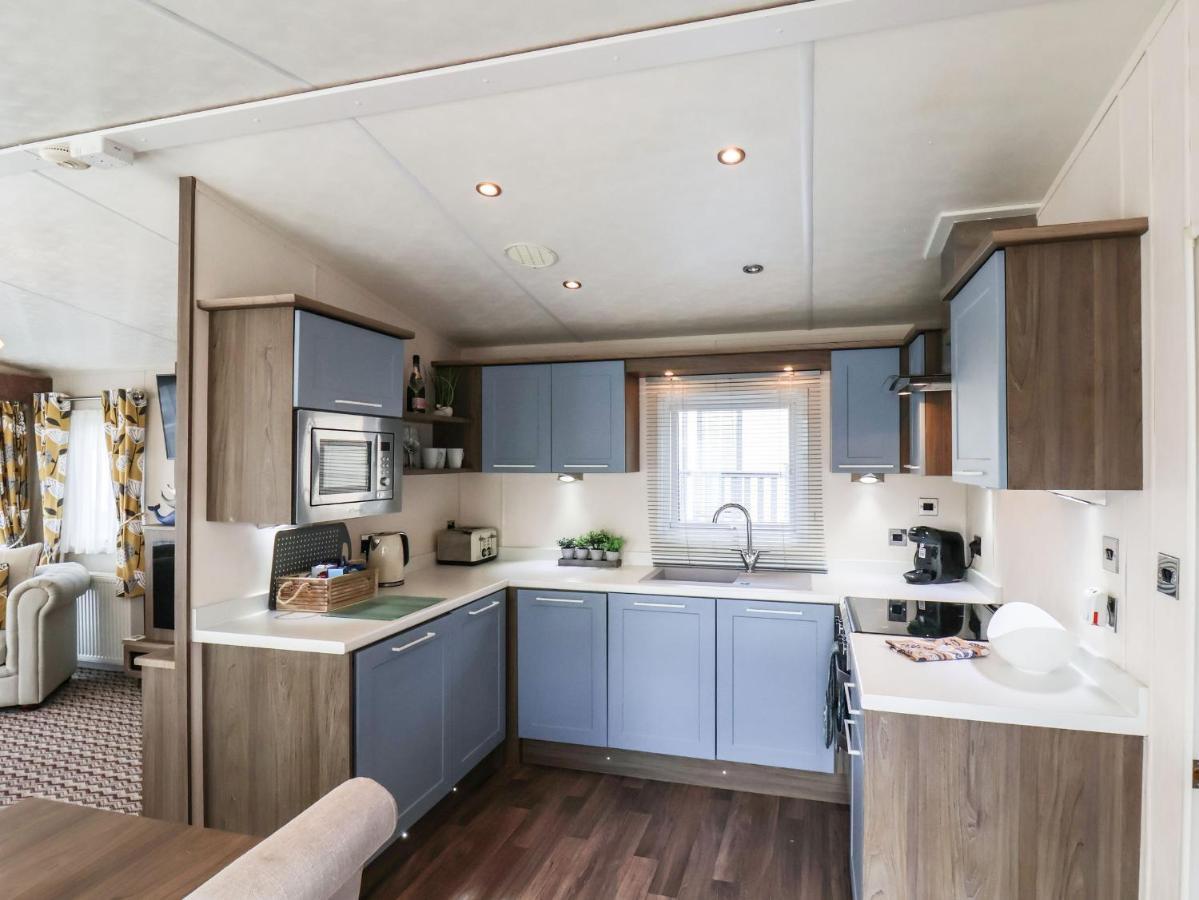 The Rodley Pines Villa Scarborough Eksteriør billede